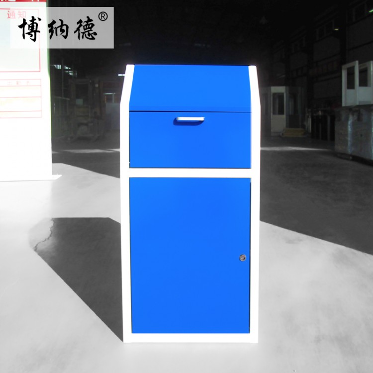 户外金属垃圾箱