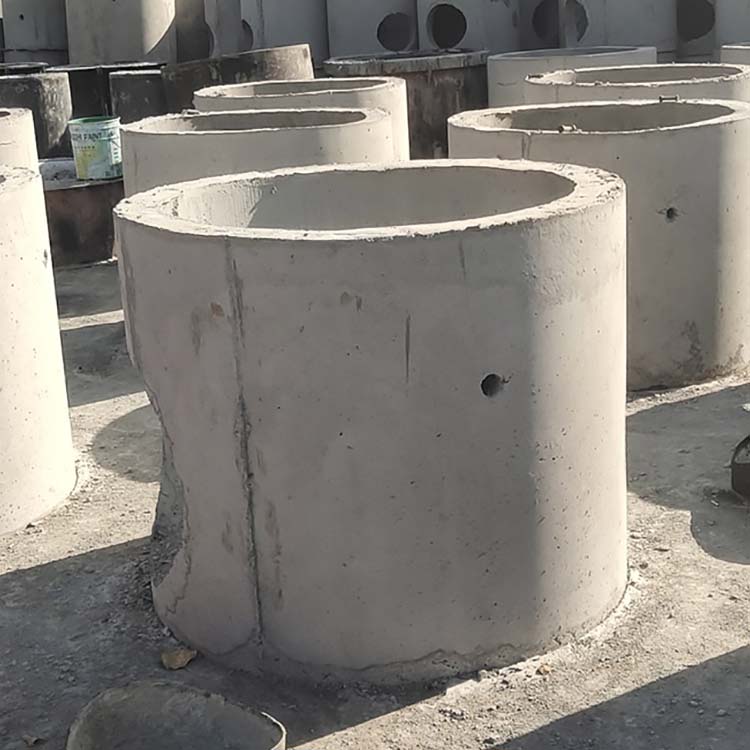 水泥化粪池
