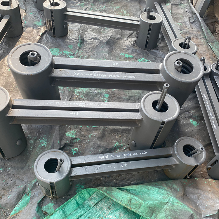 横担弹簧支架图2