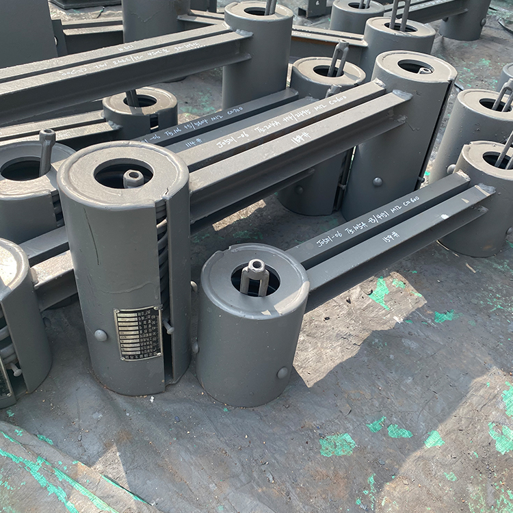 横担弹簧支架图3