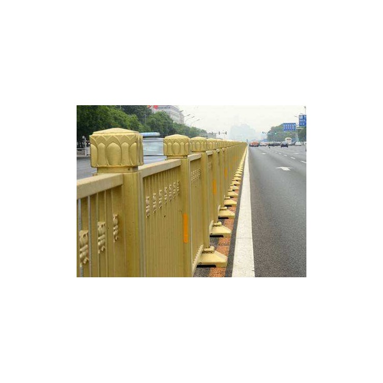 天安门路中间隔离栏 北京道路黄金护栏按图制作