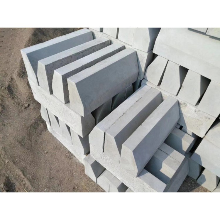彩砖护坡砖模具— 三亚市水泥护坡砖模具