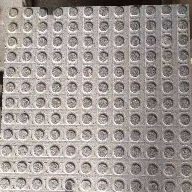 芝麻黑盲道石 芝麻白盲道板 花岗岩盲道石板砖