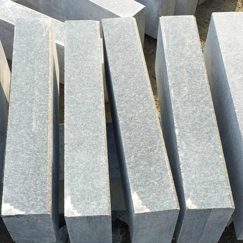 芝麻黑路肩石 芝麻黑平侧石 芝麻黑平沿石