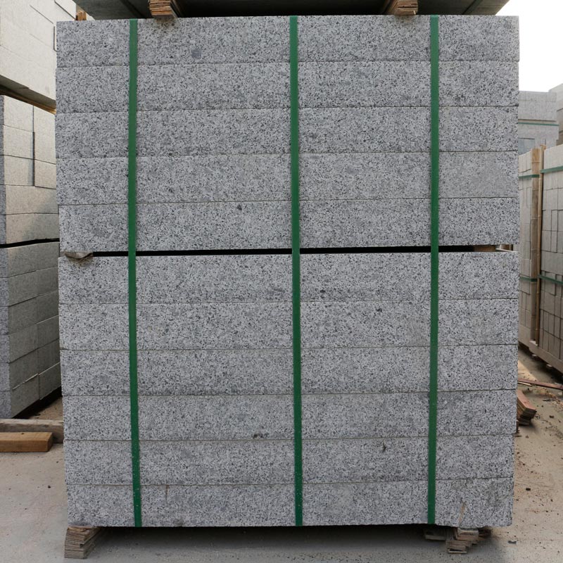 芝麻黑路牙石 芝麻黑马路牙子 芝麻黑侧石