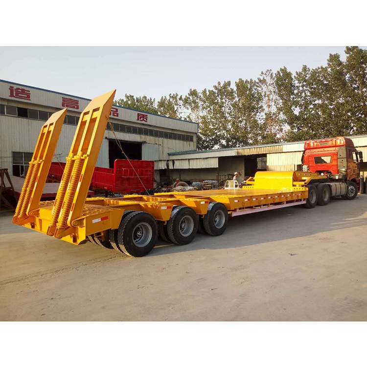 低平板半挂车