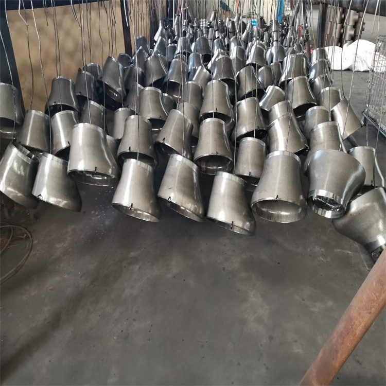 俄标管件,雪傲管道,加工定做,低温钢管件