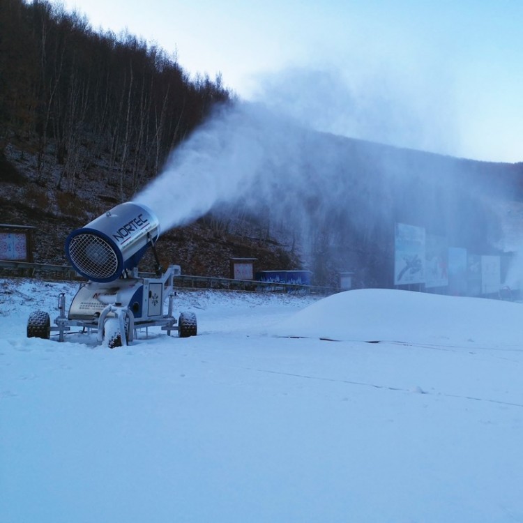 滑雪场规划用人工造雪机 国产造雪机造雪量大