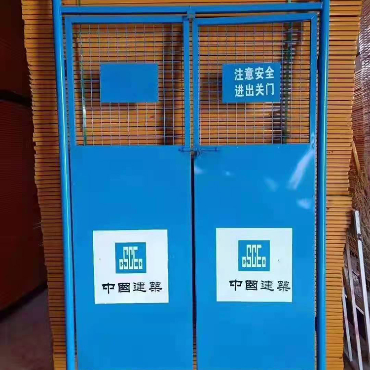 建筑安全电梯门