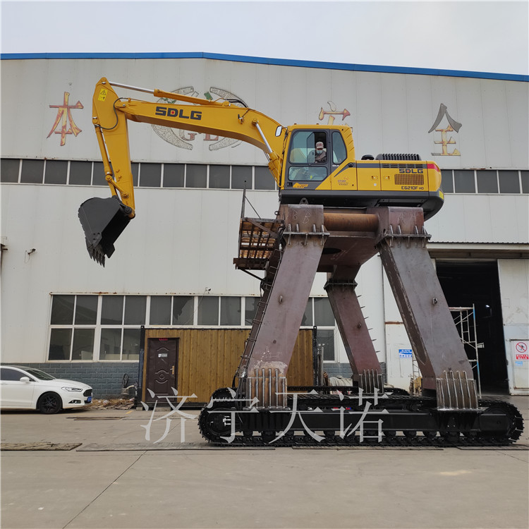 铁路挖机大长腿改装火车厢卸料钩机物料装卸用长腿挖机