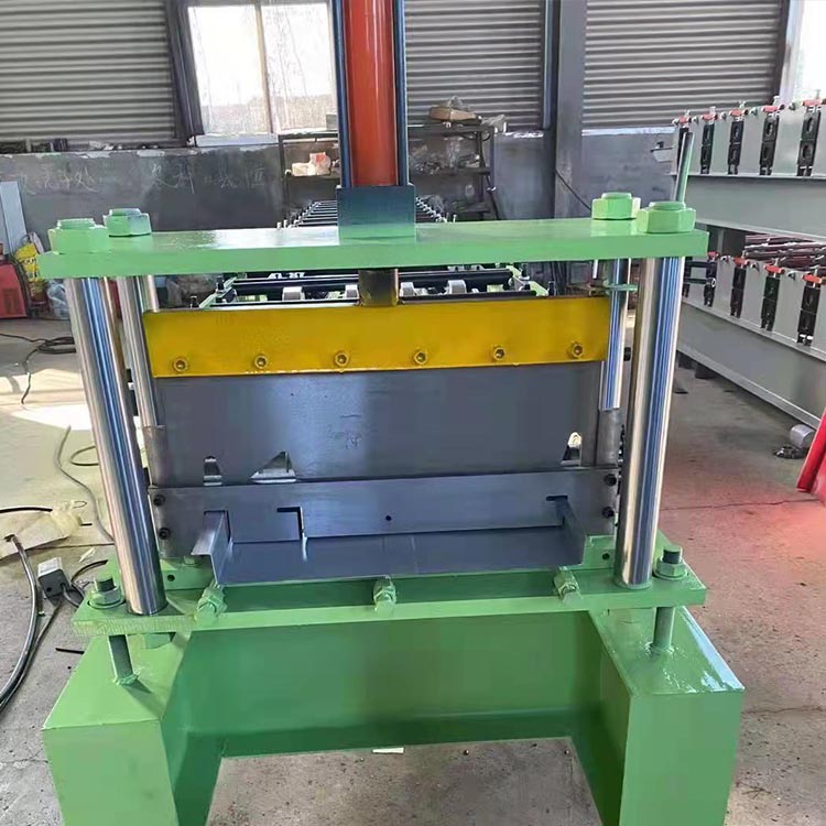 Customizable adjustable F-type guardrail equipment