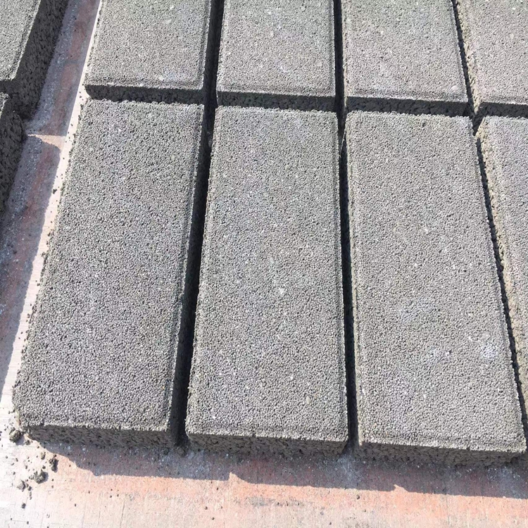 Gritstone permeable bricks