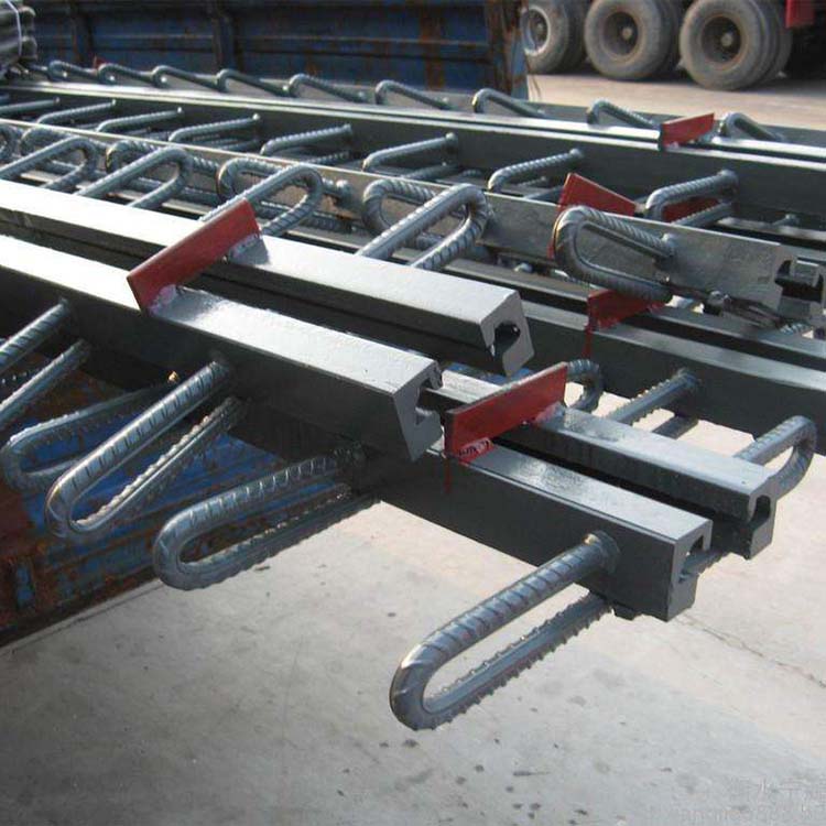 公路桥梁伸缩缝