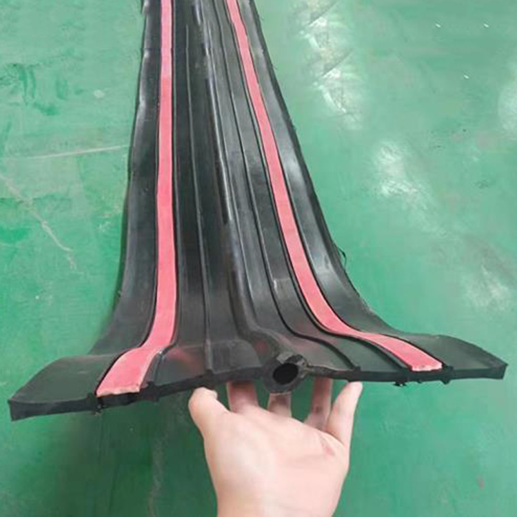 遇水膨胀线止水带