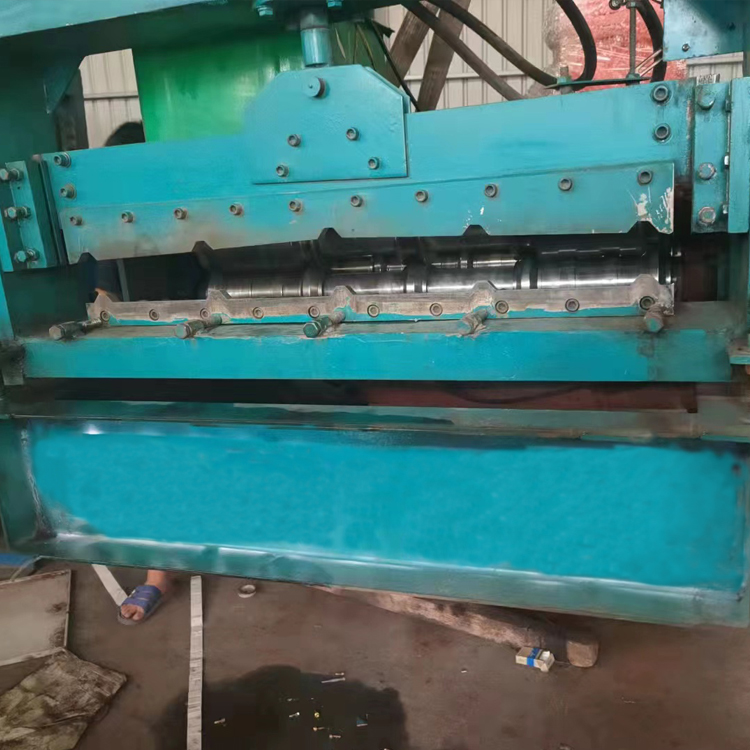 二手840  900双层彩钢设备