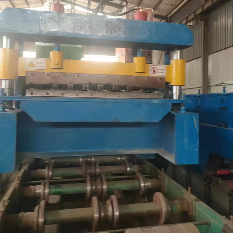 单层双层角驰彩钢设备