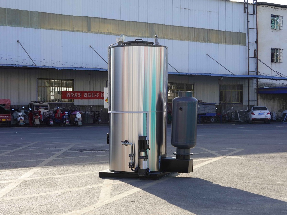 ZFQ立式后出烟燃油气蒸汽发生器