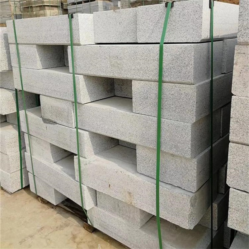 Blue flagstone curbing