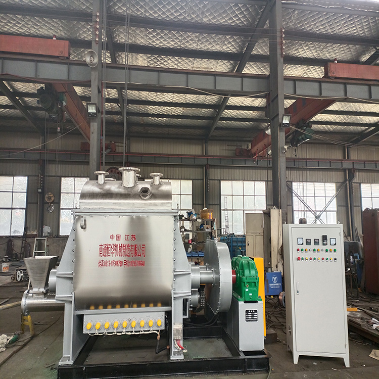 2000L螺杆电加热捏合机