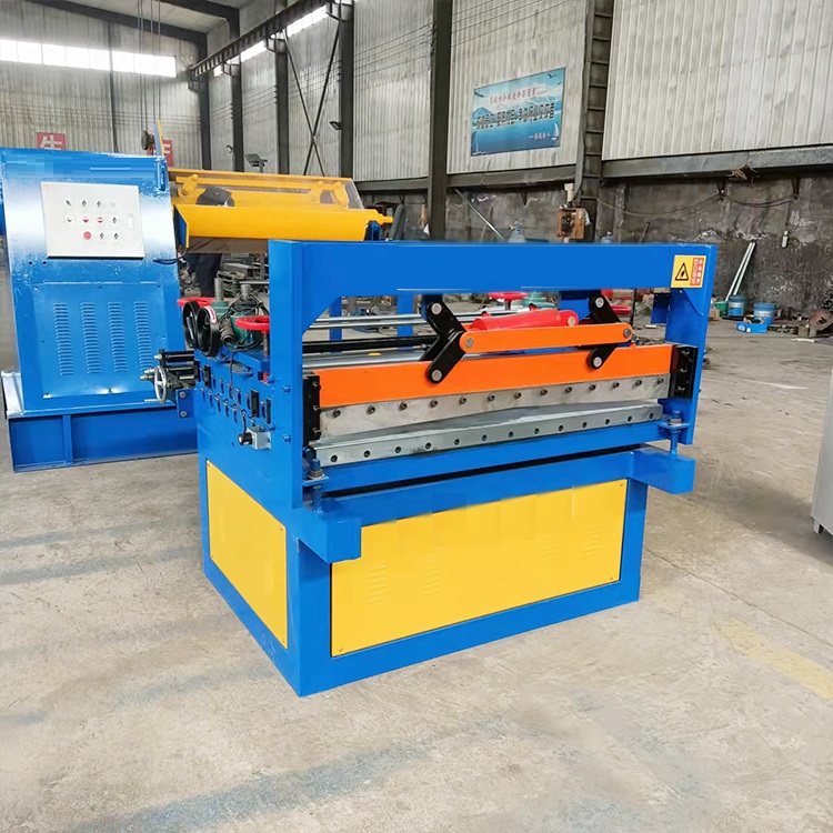 Fully automatic color steel leveling machine