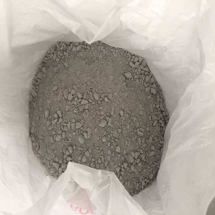 耐火浇注料