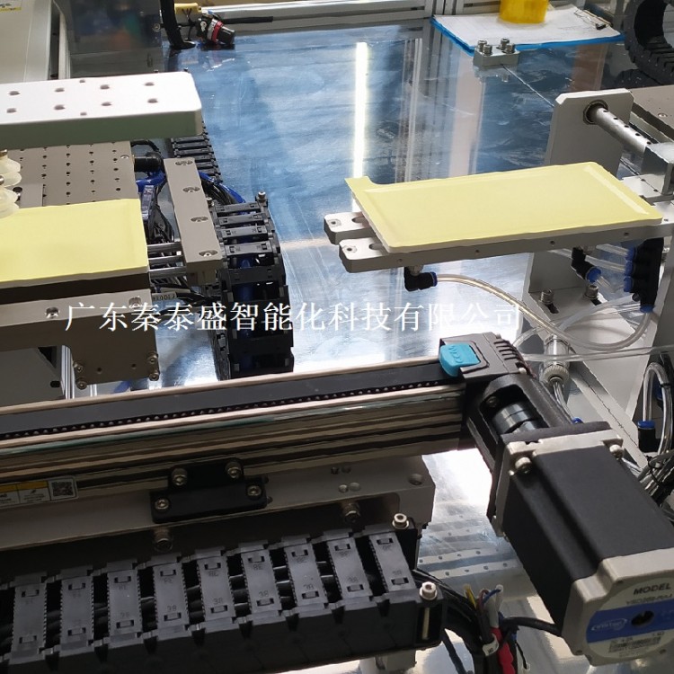 胶板贴合机 视觉定位多工位贴合设备 胶板贴合机