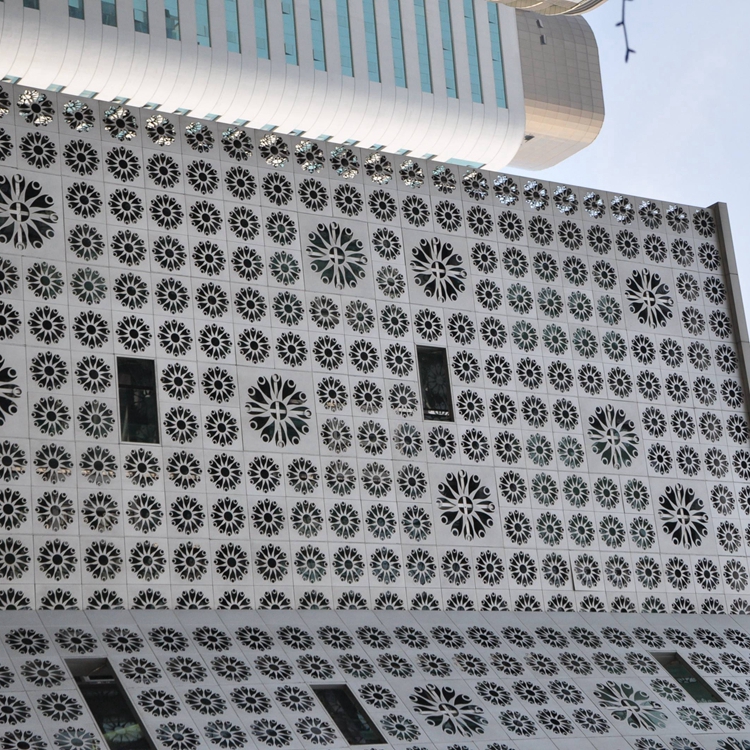 天津大小孔排列空调罩铝板 生产安装工期可加急