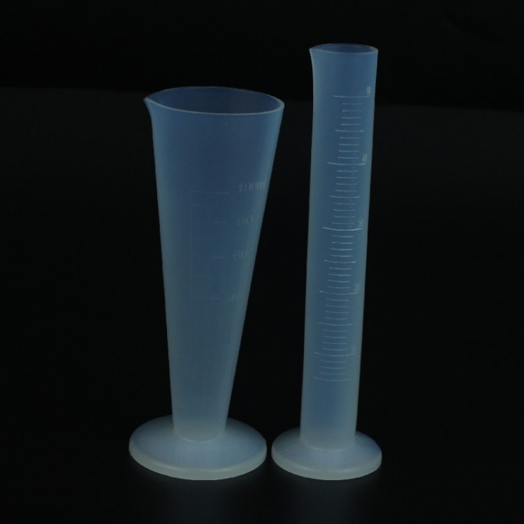 进口透明四氟塑料量杯PFA量筒耐酸碱刻度清晰多种规格选择