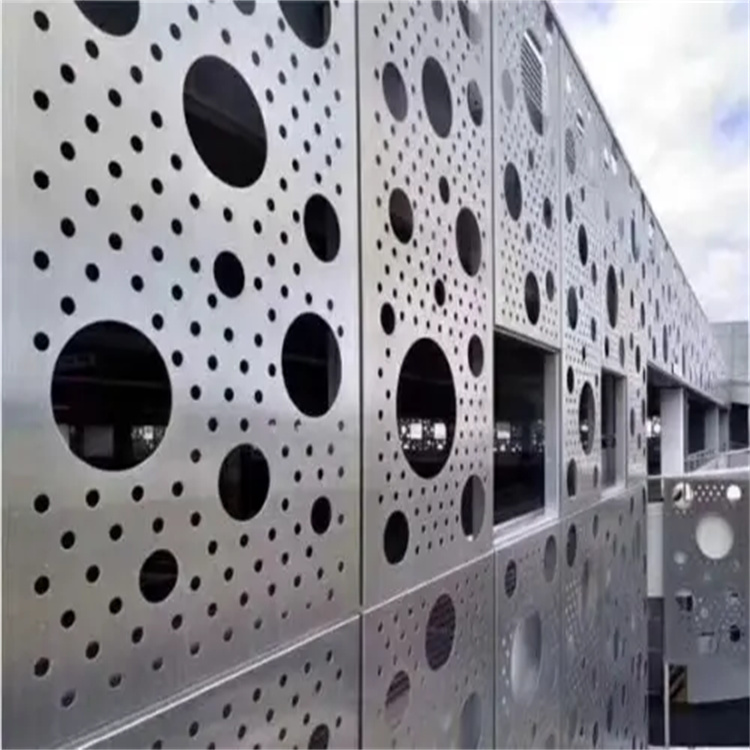 冲孔铝单板