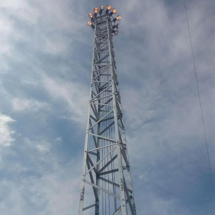 Elevating floodlight tower