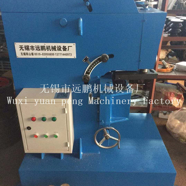 Rolling shear chamfering machine