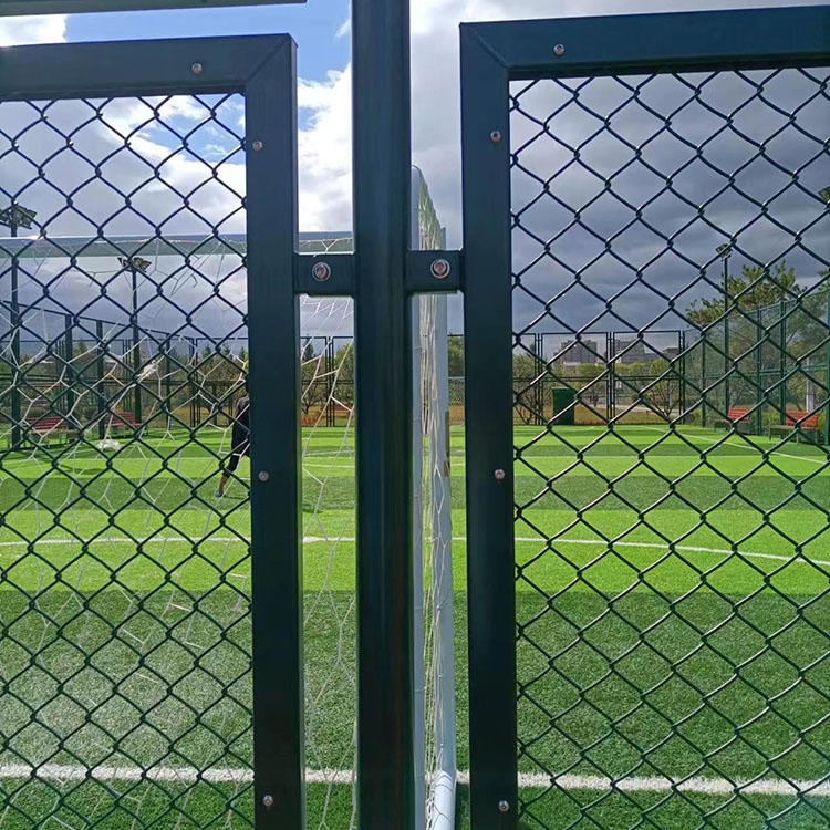 足球场围栏网