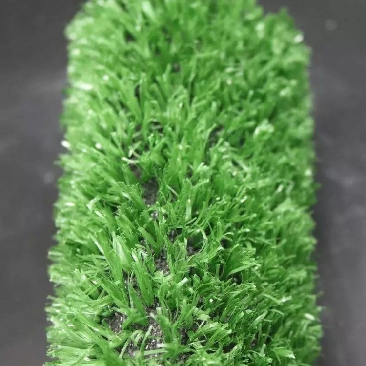 标准规格2.5 人造绿色草坪 仿真塑料人工假草皮批发