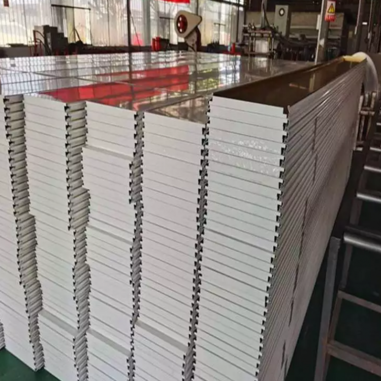 加油站罩棚档风S型两头折边铝条扣厂家