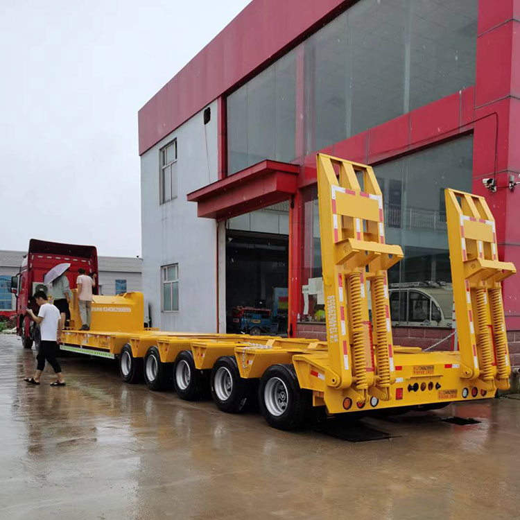 大件运输轴线半挂车