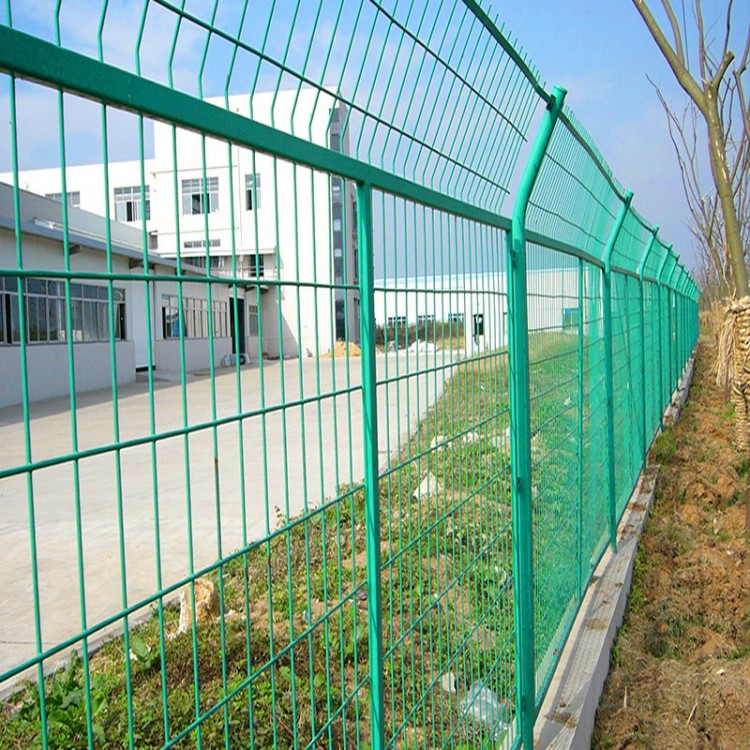 绿色双边丝护栏网 铁路框架隔离栅 景区水库防护网围栏