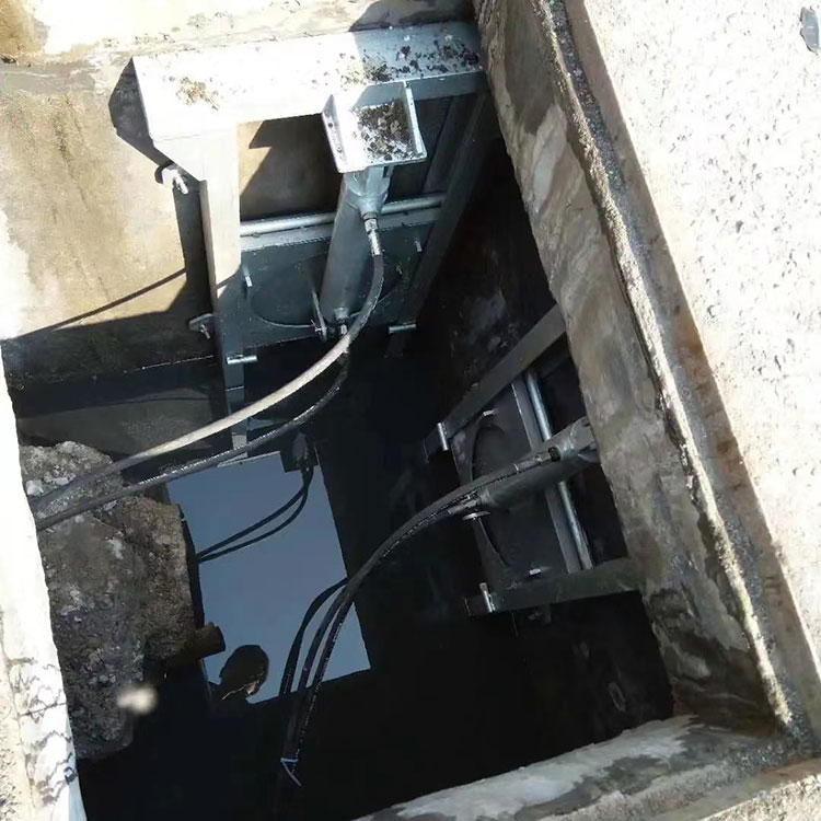 雨污分流截流-瑞鑫水利机械-厂家直销价格优惠负责安装调试