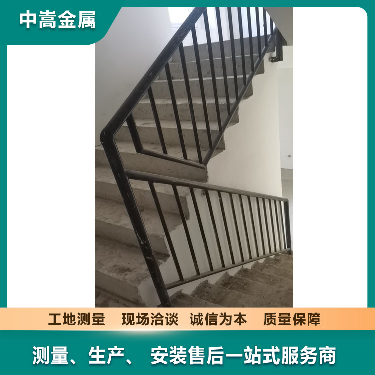 楼梯栏杆 露天楼梯扶手栏杆 专业定制灰色楼梯栏杆工厂