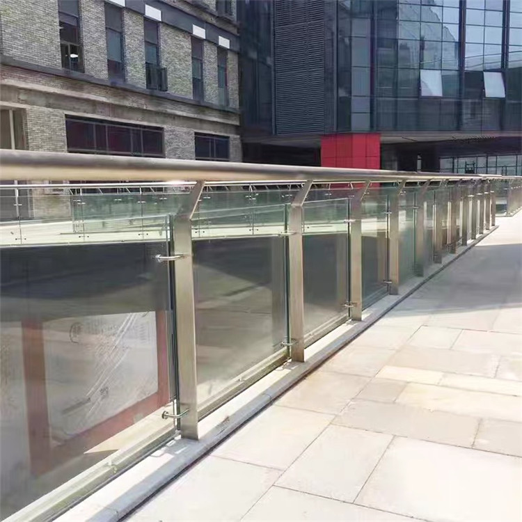 Taizhou Yaorong: Manufacturer of stainless steel railing and handrails for spiral staircases