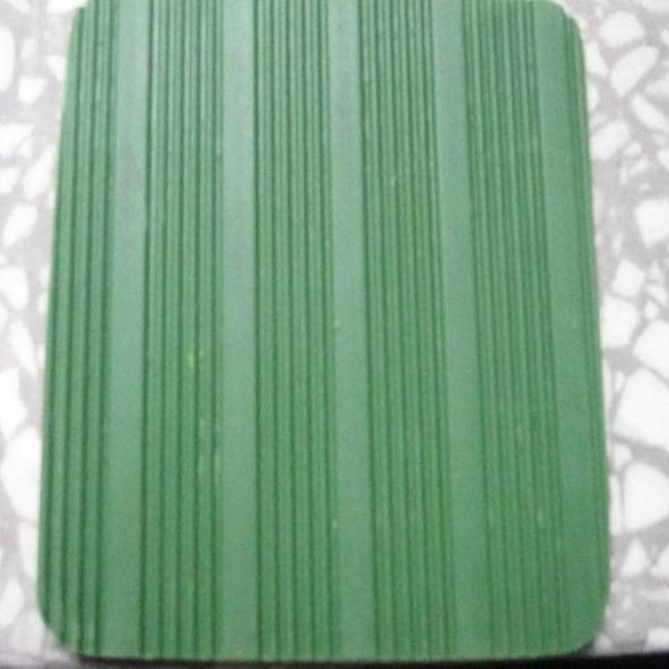 绿条纹橡胶板