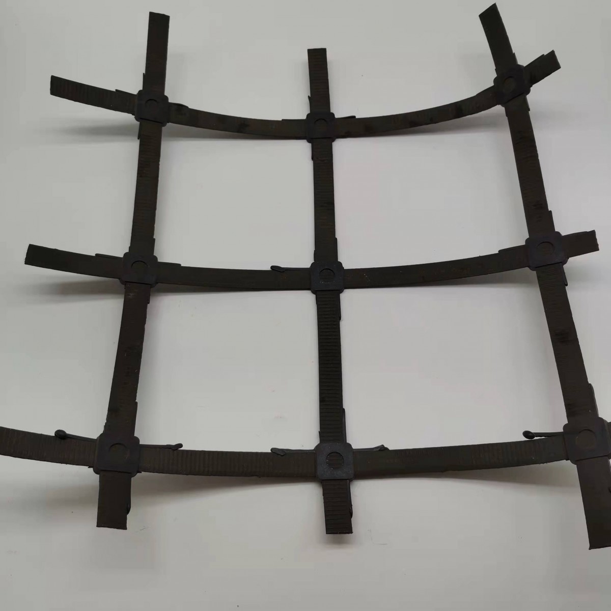 生产批发双向钢塑土工格栅公路路基地基加固钢塑