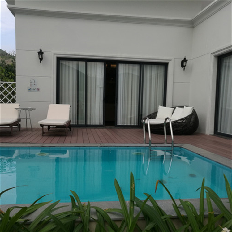 别墅泳池
