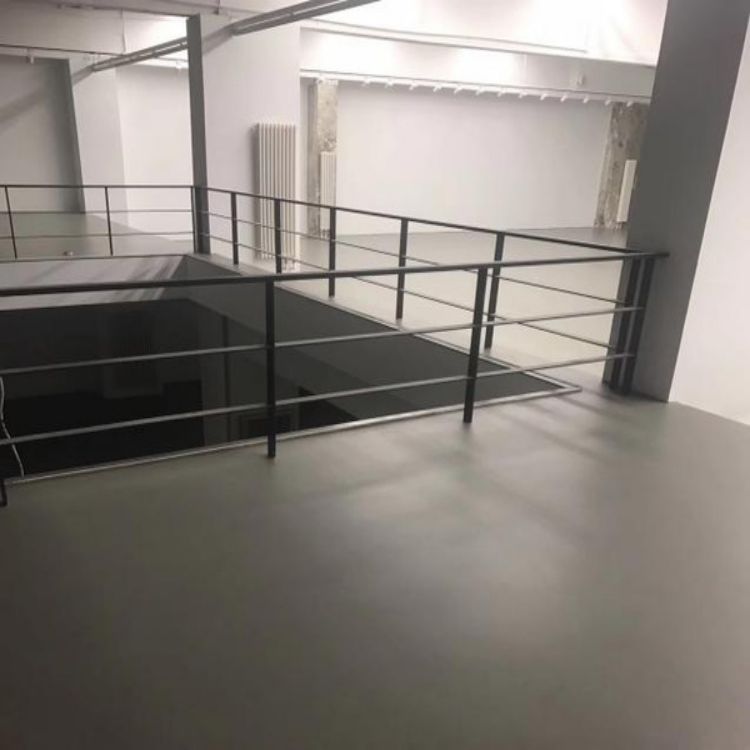 水泥自流平高强层