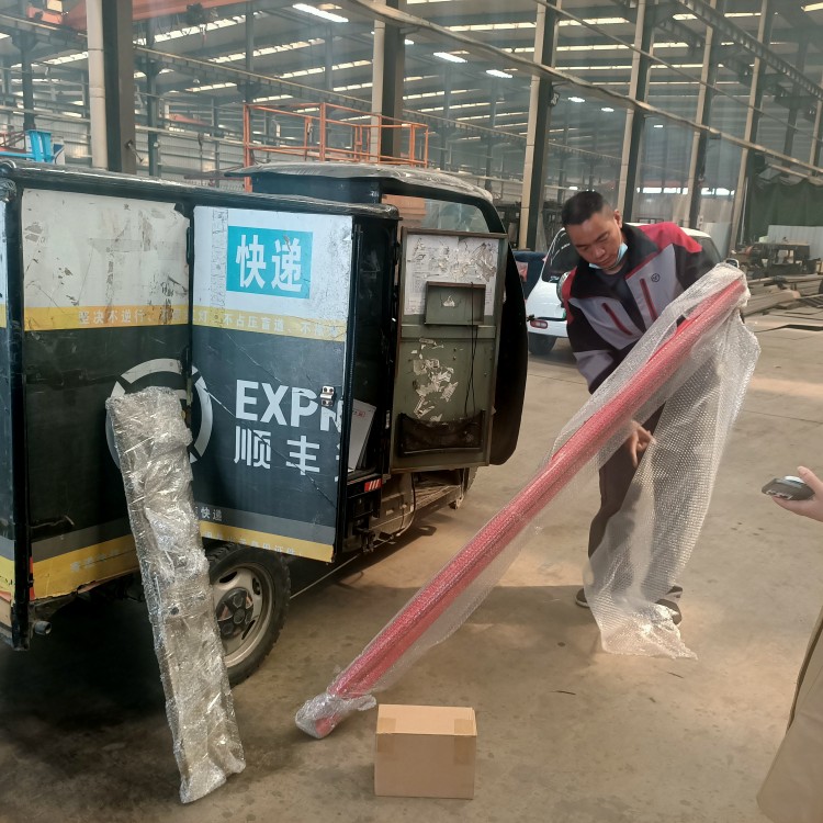 现浇混凝土牧场拉耙子 牛场拉纹器厂家 水泥地面压槽机