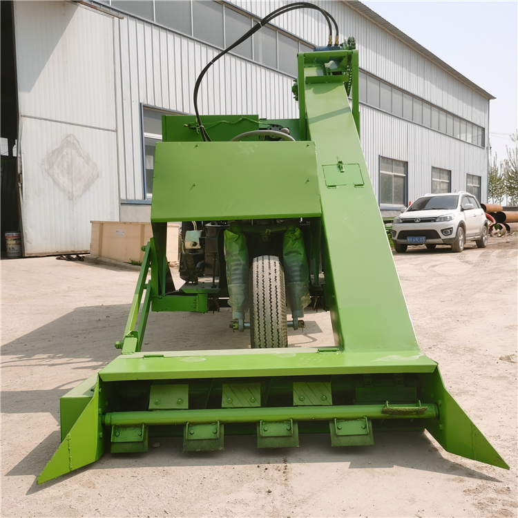 Manure Automatic Discharge Truck 5 Cubic Four-Wheel Drive Manure Scooper, Small Cattle Shed Manure Removal Truck Image
