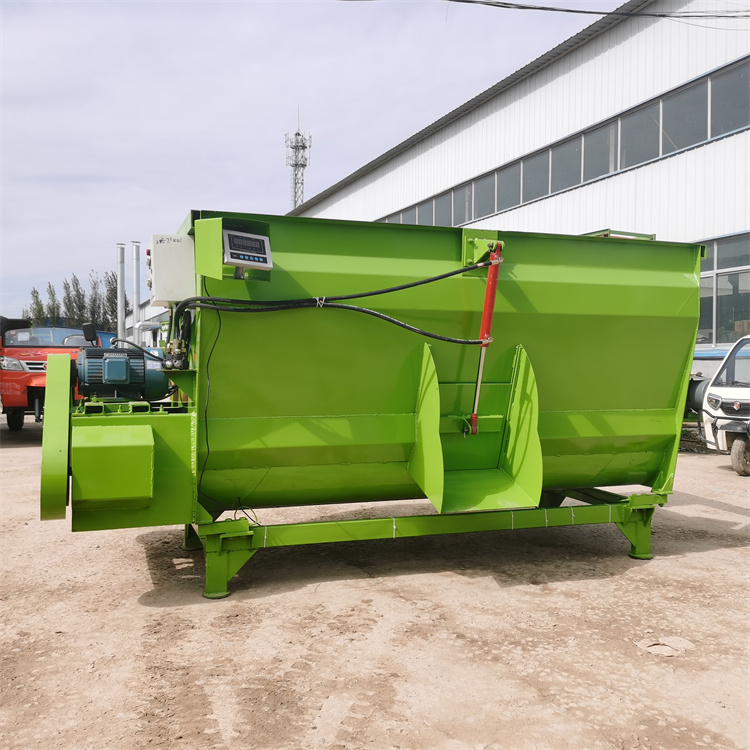 TMR Full-Ration Mixer, Livestock Feeding Blender, Open-Mesh Discharge Blender