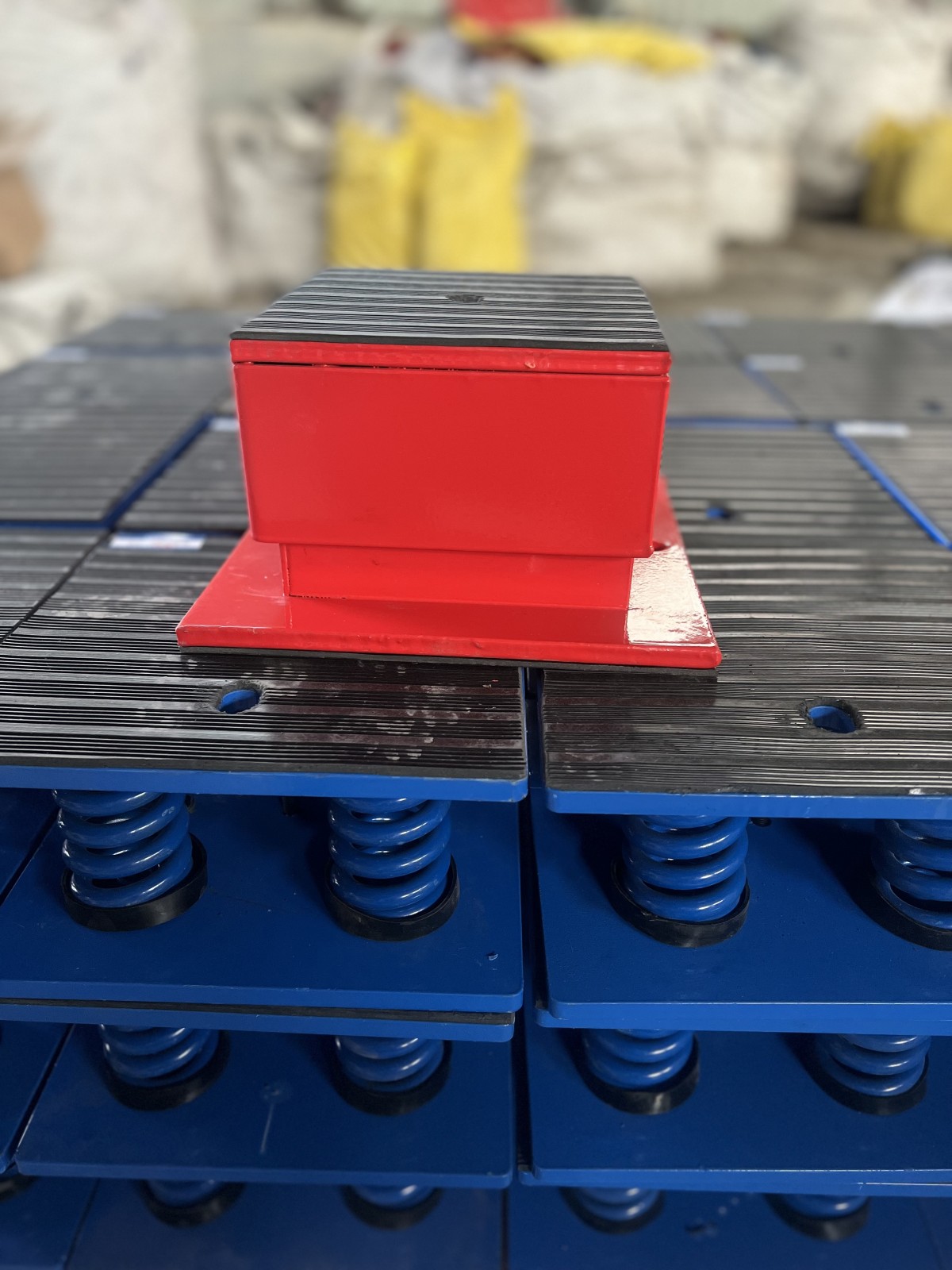 ZGT型封闭式阻尼弹簧减震器