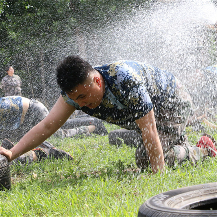 拓展训练-军博拓展培训
