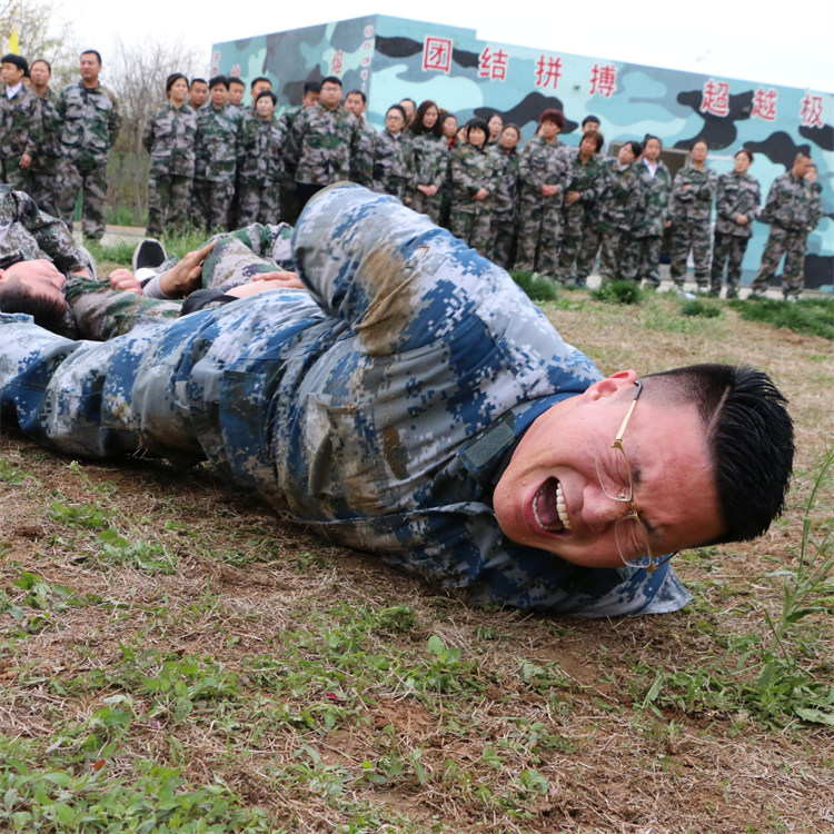 公司拓展-军博拓展培训