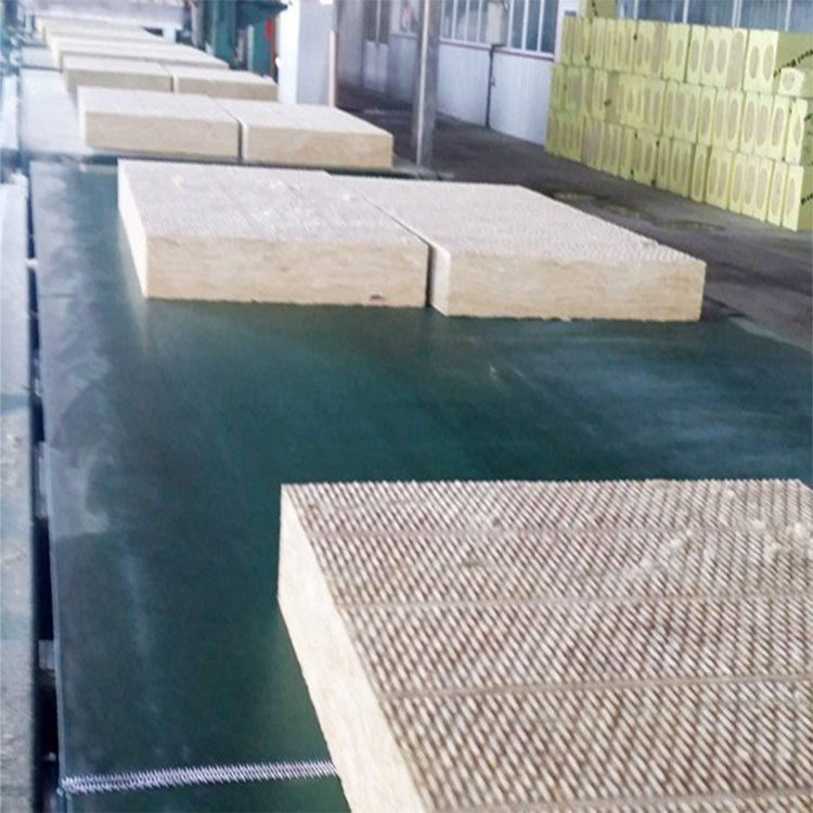 岩棉板定制 保温岩棉板 可用于建筑外墙  可按需加工定制